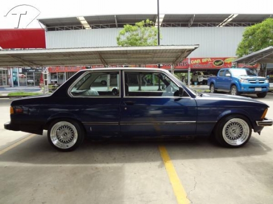 BMW E21(2DR) COUPE /MT หล่อๆแรงๆ หายากสุดๆ BMW E21(2DR) COUPE /MT หล่อๆแรงๆ หายากสุดๆ