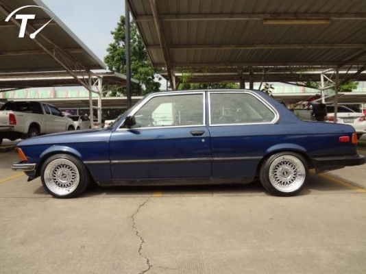 BMW E21(2DR) COUPE /MT หล่อๆแรงๆ หายากสุดๆ BMW E21(2DR) COUPE /MT หล่อๆแรงๆ หายากสุดๆ