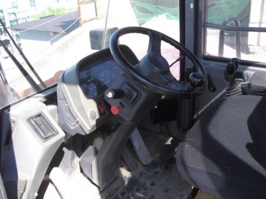 รถสวยมาอีกแล้ว Hitachi LX160-7 รุ่นนิยม เทียบเท่า 300 นำเข้าจากญี่ปุ่น 086-348-2188 พง