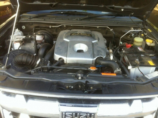 ขายด่วน isuzu 2.5 แคปยกสูง ปี2011 รถสวยวิ่งน้อย รับประกันคับ