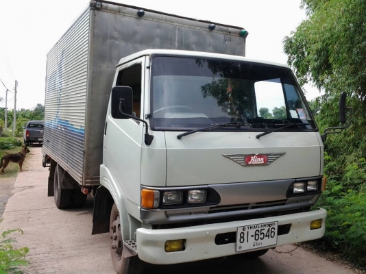 หกล้อ ฮีโน่ KM 777 ช่วงยาว4.30ม สภาพดีสวยพร้อมใช้งาน ทะเบียนพร้อมโอน