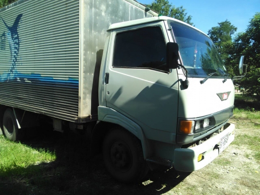 หกล้อ ฮีโน่ KM 777 ช่วงยาว4.30ม สภาพดีสวยพร้อมใช้งาน ทะเบียนพร้อมโอน