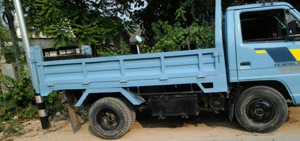 รถอีซูซุNKR 88 แรงม้า ปี 38 รถอีซูซุNKR 88 แรงม้า ปี 38