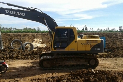 แบคโฮ VOLVO EC210Bใช้งาน6578ช.มเอกสารใบแจ้งจำหน่าย