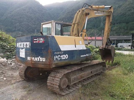รถขุด Komatsu PC120-5 รถญี่ปุ่น สนใจสั่งนำเข้าโทร. 080-6565422 (หนิง)