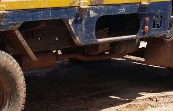 **400,000 บ.ต่อรอง///6ล้อดั้มดิน5คิว ISUZU-120 หัวการ์ตูน **ขาย ISUZU-120แรง ประกอบ 6ล้อดั้มดิน5คิว ช่วงล่างใหญ่ พร้อมลุย ISUZU FRR32G1 (คัสซีDEGA) วางเครื่อง4HF1-120แรงฝาขาว เกียร์สั้น เครื่องดี แน่น แรงดี ครับ เกียร์ดีไม่หลุด เกียร์สั้น เข้าง่าย ครับ ช่