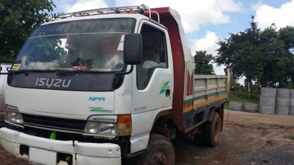 **400,000 บ.ต่อรอง///6ล้อดั้มดิน5คิว ISUZU-120 หัวการ์ตูน **ขาย ISUZU-120แรง ประกอบ 6ล้อดั้มดิน5คิว ช่วงล่างใหญ่ พร้อมลุย ISUZU FRR32G1 (คัสซีDEGA) วางเครื่อง4HF1-120แรงฝาขาว เกียร์สั้น เครื่องดี แน่น แรงดี ครับ เกียร์ดีไม่หลุด เกียร์สั้น เข้าง่าย ครับ ช่