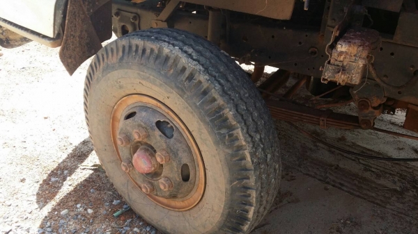 **400,000 บ.ต่อรอง///6ล้อดั้มดิน5คิว ISUZU-120 หัวการ์ตูน **ขาย ISUZU-120แรง ประกอบ 6ล้อดั้มดิน5คิว ช่วงล่างใหญ่ พร้อมลุย ISUZU FRR32G1 (คัสซีDEGA) วางเครื่อง4HF1-120แรงฝาขาว เกียร์สั้น เครื่องดี แน่น แรงดี ครับ เกียร์ดีไม่หลุด เกียร์สั้น เข้าง่าย ครับ ช่