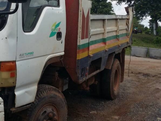 **400,000 บ.ต่อรอง///6ล้อดั้มดิน5คิว ISUZU-120 หัวการ์ตูน **ขาย ISUZU-120แรง ประกอบ 6ล้อดั้มดิน5คิว ช่วงล่างใหญ่ พร้อมลุย ISUZU FRR32G1 (คัสซีDEGA) วางเครื่อง4HF1-120แรงฝาขาว เกียร์สั้น เครื่องดี แน่น แรงดี ครับ เกียร์ดีไม่หลุด เกียร์สั้น เข้าง่าย ครับ ช่