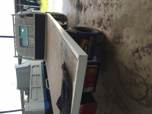 ขาย. NPR115. กะบะพื้นเรียบ. ปี36. เครื่องดี.  คลัทชีสวยๆ