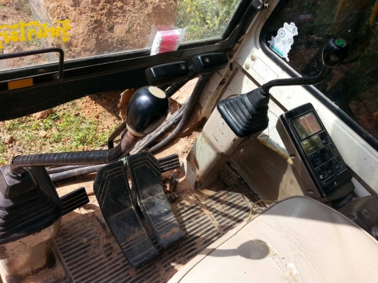 ขายแบคโค KOBELCO 120-5 ไฟฟ้าเต็ม แอร์เย็น ทำงานเร็ว เอวแน่น สภาพพร้อมใช้งาน เอกสารใบอินวอร์ย สนใจโทร 090-8588220คุณนะ 093-3258446คุณบิว หรือเข้าดูสินค้าอื่นๆได้ที่ www.truck.in.th/498 หรือเพจFacebook ณรงค์ ซื้อขายรถมือสอง (เว็บไซต์ส่วนตัว) หรือFacebook ตล