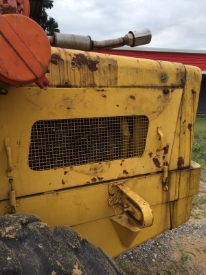 รถตักล้อยาง JH 30B สภาพนำเข้าไม่เคยผ่านการใช้งานในบ้านเรา สภาพเดิมๆจากนอก ยังไม่ทำสี ยังไม่ต่อแขน เครื่องแน่น ระบบคอลโทรลเร็ว กระบอกไม่มีเยิ้ม