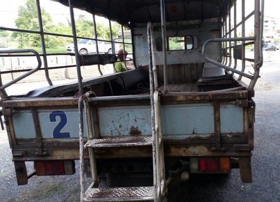 หกล้อ อีซูซุ NKR120ปี40 ยาว4.30ม รถห้างสภาพดีสวยพร้อมใช้ ทะเบึยนพร้อมโอน