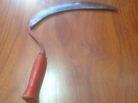 ขายเคียวเกี่ยวหญ้าโบราณ สำหรับใช้ในฟาร์ม ไร่ นา เก่าหายาก งานแฮนด์เมด