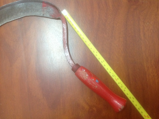 ขายเคียวเกี่ยวหญ้าโบราณ สำหรับใช้ในฟาร์ม ไร่ นา เก่าหายาก งานแฮนด์เมด