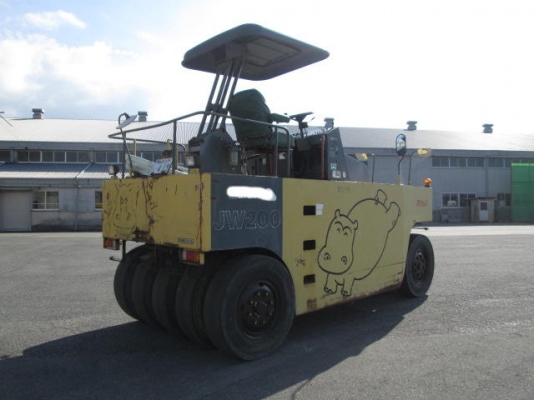 รถบด 9 ล้อ Komatsu JW200#10209 (สต็อกเรา) จากญี่ปุ่น สนใจโทร. 080-6565422 (หนิง)