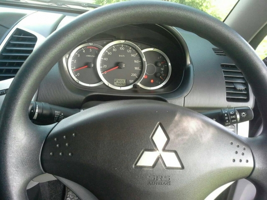 ขายด่วน TRITON 2.5 VG TURBO สวย ดุ สภาพเยี่ยม ไมล์น้อย