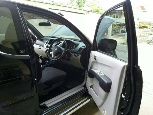 ขายด่วน TRITON 2.5 VG TURBO สวย ดุ สภาพเยี่ยม ไมล์น้อย