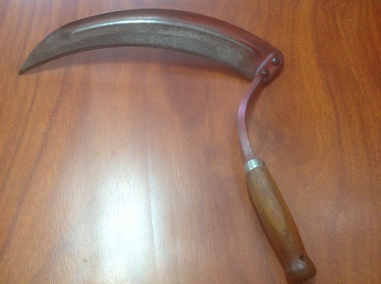 ขายเคียวเกี่ยวหญ้าโบราณ สำหรับใช้ในฟาร์ม ไร่ นา เก่าหายากงานแฮนด์เมด