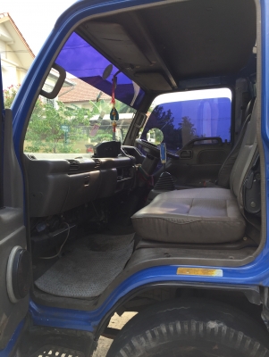 ขายด่วน รถ 6 ล้อรถประกอบ