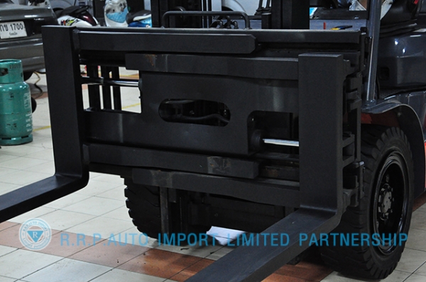 ขายรถโฟล์คลิฟท์มือสอง TOYOTA รุ่น 8FG30 ราคา 435,000 บาท นำเข้าจากประเทศญี่ปุ่น 100\% ไม่เคยใช้งานในไทย