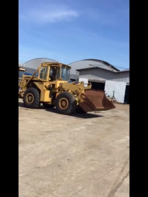 รถตักล้อยาง Clark 75B นำเข้าจากอเมริกายังไม่เคยใช้งานในไทย