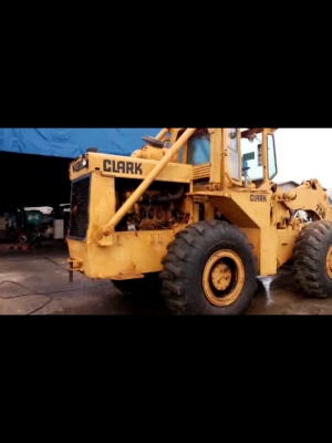 รถตักล้อยาง Clark 75B นำเข้าจากอเมริกายังไม่เคยใช้งานในไทย