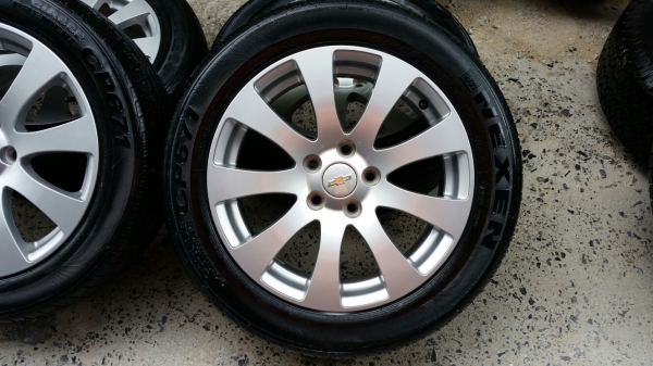 ล้อแม็กพร้อมยางcaptiva ขอบ17