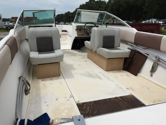 เรือตกปลาจากอเมริกา ขนาด 18 ฟุต