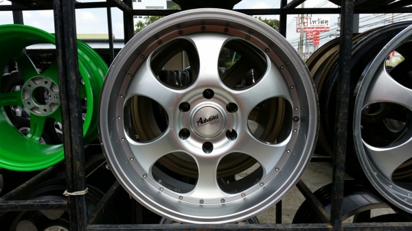 ล้อแม็กใหม่ขอบ20