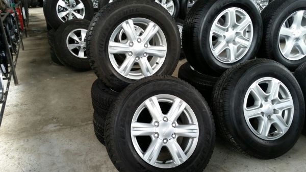 ล้อแม็กพร้อมยาง Mu-x ปี15