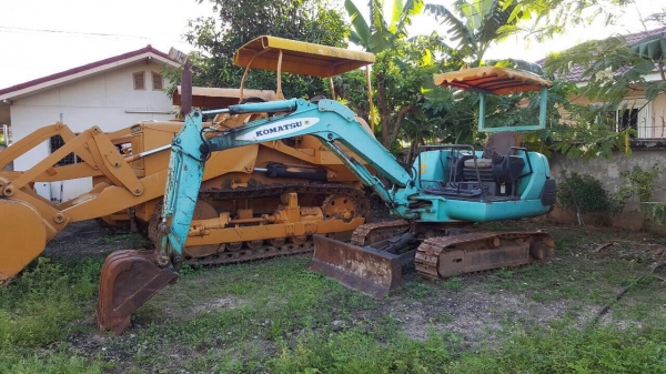 ขายแบคโฮ KOMATSU PC25-1 เอกสารสัญญาซื้อขาย รถพร้อมใช้ ราคาต่อรองได้ครับ