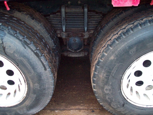 HENO FL3H 195 HP กระบะเหล็ก ไม่ดั๊ม