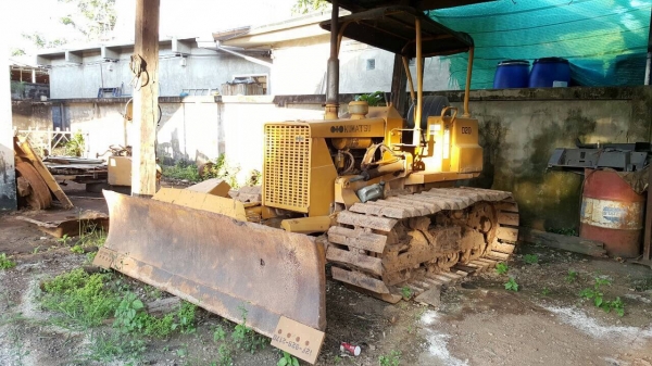 ขาย แทรคเตอร์ KOMATSU D20P-5 ตีนเป็ด ใช้งานได้ดี เครื่องดี ช่วงล่างเต็ม ราคาต่อรองได้ ขาย แทรคเตอร์ KOMATSU D20P-5 ตีนเป็ด ใช้งานได้ดี เครื่องดี ช่วงล่างเต็ม ราคาต่อรองได้