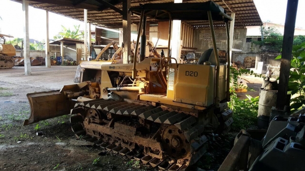ขาย แทรคเตอร์ KOMATSU D20P-5 ตีนเป็ด ใช้งานได้ดี เครื่องดี ช่วงล่างเต็ม ราคาต่อรองได้ ขาย แทรคเตอร์ KOMATSU D20P-5 ตีนเป็ด ใช้งานได้ดี เครื่องดี ช่วงล่างเต็ม ราคาต่อรองได้