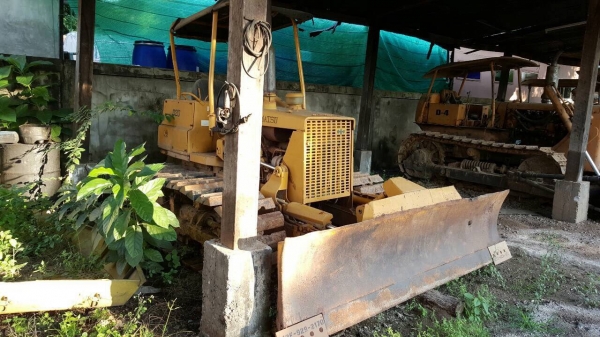 ขาย แทรคเตอร์ KOMATSU D20P-5 ตีนเป็ด ใช้งานได้ดี เครื่องดี ช่วงล่างเต็ม ราคาต่อรองได้ ขาย แทรคเตอร์ KOMATSU D20P-5 ตีนเป็ด ใช้งานได้ดี เครื่องดี ช่วงล่างเต็ม ราคาต่อรองได้