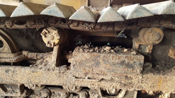 ขาย แทรคเตอร์ KOMATSU D20P-5 ตีนเป็ด ใช้งานได้ดี เครื่องดี ช่วงล่างเต็ม ราคาต่อรองได้ ขาย แทรคเตอร์ KOMATSU D20P-5 ตีนเป็ด ใช้งานได้ดี เครื่องดี ช่วงล่างเต็ม ราคาต่อรองได้