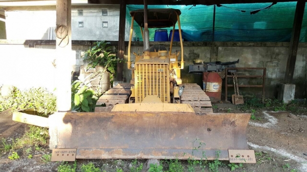 ขาย แทรคเตอร์ KOMATSU D20P-5 ตีนเป็ด ใช้งานได้ดี เครื่องดี ช่วงล่างเต็ม ราคาต่อรองได้ ขาย แทรคเตอร์ KOMATSU D20P-5 ตีนเป็ด ใช้งานได้ดี เครื่องดี ช่วงล่างเต็ม ราคาต่อรองได้