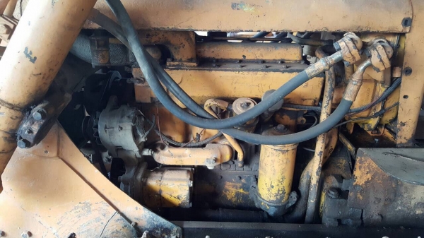 ขาย แทรคเตอร์ CAT D4 รถใช้งานอยู่เป็นประจำ เครื่องดี ช่วงล่างเต็ม เอกสารสัญญาซื้อขาย