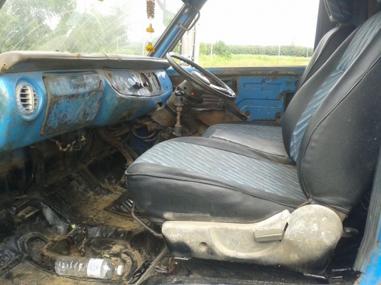 หกล้อสวยๆๆมาแล้วนะครับเครื่อง100แรง เสิรมแหนบ พร้อมบรรทุกแล้วนะ หกล้อสวยๆๆมาแล้วนะครับเครื่อง100แรง เสิรมแหนบ พร้อมบรรทุกแล้วนะ