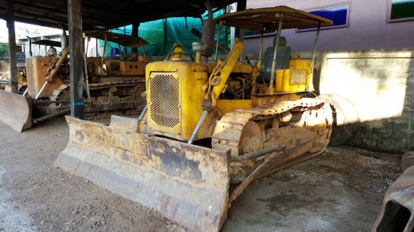 ขาย แทรคเตอร์ CAT D4 สภาพพร้อมใช้งาน เครื่องดี ช่วงล่างดี เอกสารสัญญาซื้อขาย