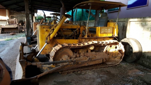 ขาย แทรคเตอร์ CAT D4 สภาพพร้อมใช้งาน เครื่องดี ช่วงล่างดี เอกสารสัญญาซื้อขาย ขาย แทรคเตอร์ CAT D4 สภาพพร้อมใช้งาน เครื่องดี ช่วงล่างดี เอกสารสัญญาซื้อขาย