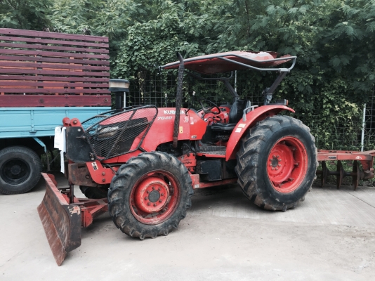 ขายรถไถคูโบต้า รุ่น 7040