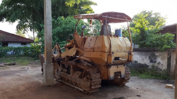 ขายแทรคเตอร์ KOMATSU D50S-16 เอกสารสัญญาซื้อขาย รถพร้อมใช้ ราคาต่อรองได้