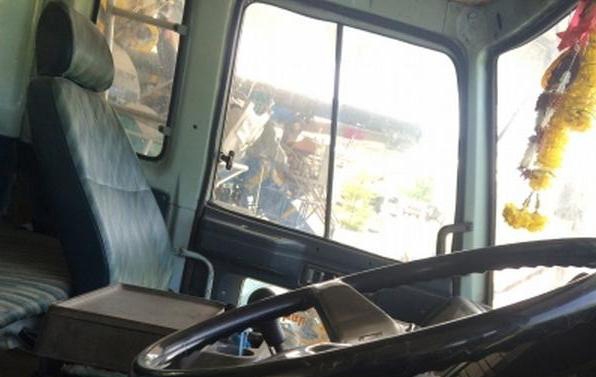 **650,000 บ.ต่อรอง/// หัว-คัสซี 10ล้อ2เพลา ISUZU ROCKY-210แรง **ขาย หัว-คัสซี ISUZU ROCKY-210HP 10ล้อ2เพลา สภาพดี พร้อม ต่อดั้ม/ทำเทนเลอร์ขนแบคโฮ-รถเกี่ยวข้าว ISUZU ROCKY 210(คัสซี358xxxx) วางเครื่อง6BF1-Turbo 210แรง ลงเล่มครบ ครับ เครื่องดี แห้ง แรงดี ไม **650,000 บ.ต่อรอง/// หัว-คัสซี 10ล้อ2เพลา ISUZU ROCKY-210แรง **ขาย หัว-คัสซี ISUZU ROCKY-210HP 10ล้อ2เพลา สภาพดี พร้อม ต่อดั้ม/ทำเทนเลอร์ขนแบคโฮ-รถเกี่ยวข้าว ISUZU ROCKY 210(คัสซี358xxxx) วางเครื่อง6BF1-Turbo 210แรง ลงเล่มครบ ครับ เครื่องดี แห้ง แรงดี ไม