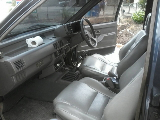 ขายคาเมโอ95เครื่องดีรถเดิมๆยางใหม่ปี15ติดต่อ0863604056 ขายคาเมโอ95เครื่องดีรถเดิมๆยางใหม่ปี15ติดต่อ0863604056