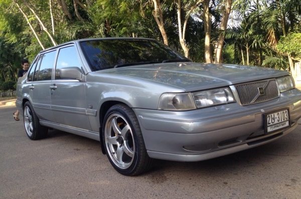 ขาย รถหรูราคาบ้านๆซักคัน volvo 960 ปี 1996