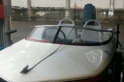 ขาย เรือ YAMAHA 12 ฟุตพร้อมเครื่อง ซูซูกิ 40 แรง+เทรเลอร์ ราคา 78,000