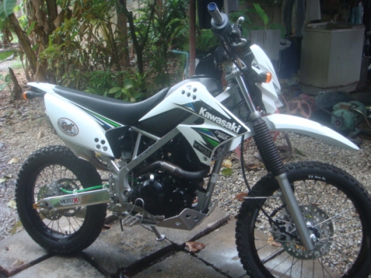 KAWASAKI KLX150สภาพใหม่มากวิ่ง800โลมีของแถมหลักหมื่น