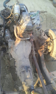 ขายเครื่อง 4D56 +เกียร์+คัสซี+ช่วงล่าง+เล่ม